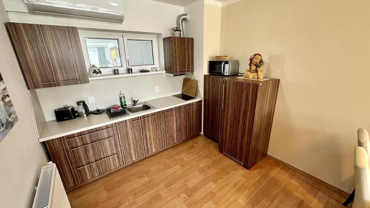 Ubytovani Trebon - Apartmany Rozmberk, Svet A Bastyr Exterior photo